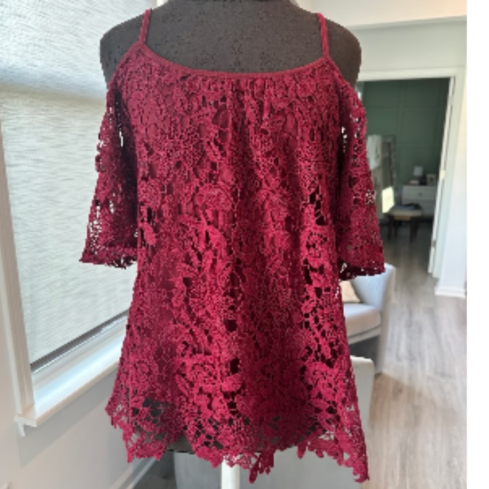 Xhilaration Burgundy Lace Off Shoulder Top Sz: Small